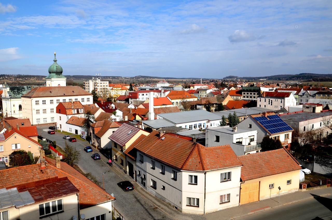 Hotel Erwin Junker Holice Dış mekan fotoğraf